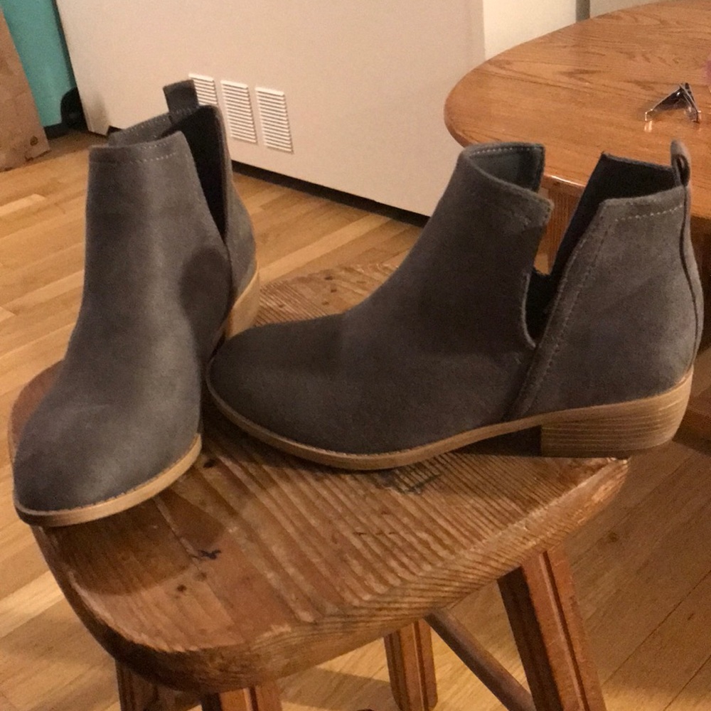 Brand new never worn booties